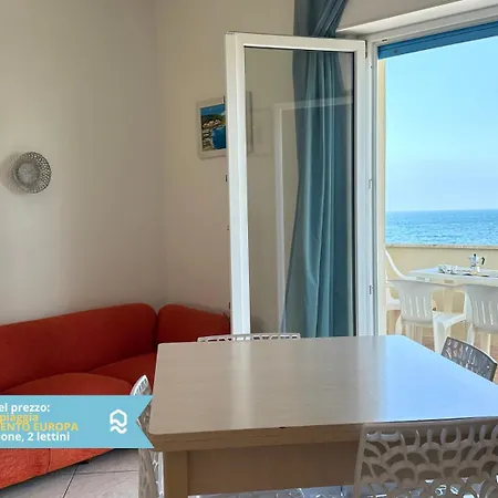 Rs321 - Marcelli, Trilocale Fronte Mare Con Inclusa Lejlighed